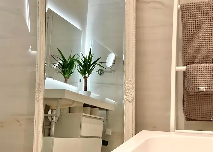 Апартаменты Premium 2 Bedroom With Ground Floor Terrace And A Personal Little Cinema